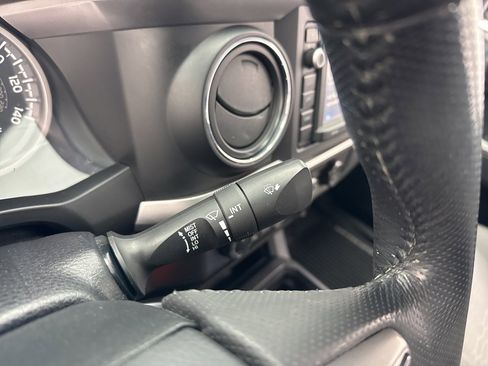 Certified 2017 Toyota Tacoma SR5 image 22