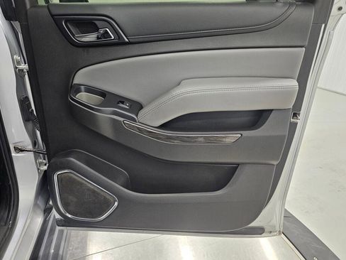 Used 2015 Chevrolet Suburban LT AWD/4WD image 37