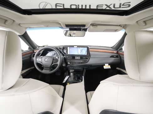 New 2025 Lexus ES 350 w/ Premium Package image 13