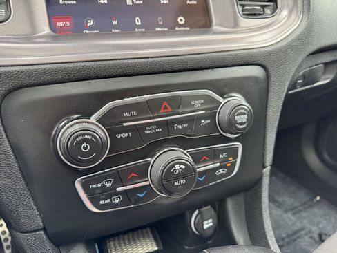 Used 2023 Dodge Charger R/T w/ Harman/Kardon Audio Group RWD image 30
