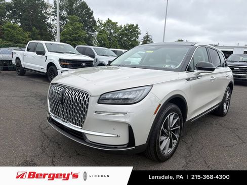 Certified 2023 Lincoln Corsair AWD w/ Equipment Group 101A image 1