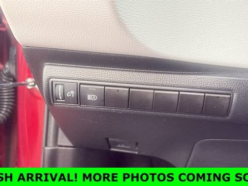 Used 2022 Toyota Corolla SE w/ Carpet Mat Package (TMS) image 17