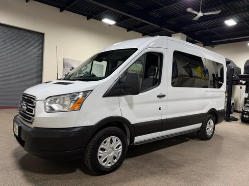 Used 2019 Ford Transit 150 XLT RWD image 10