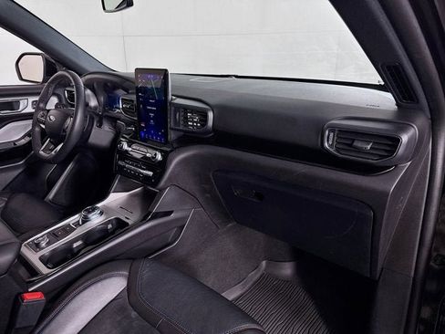 Used 2024 Ford Explorer ST w/ Equipment Group 401A image 31