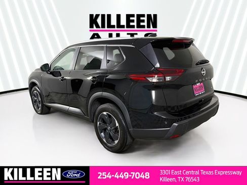 Used 2025 Nissan Rogue SV w/ SV Premium Package AWD/4WD image 7