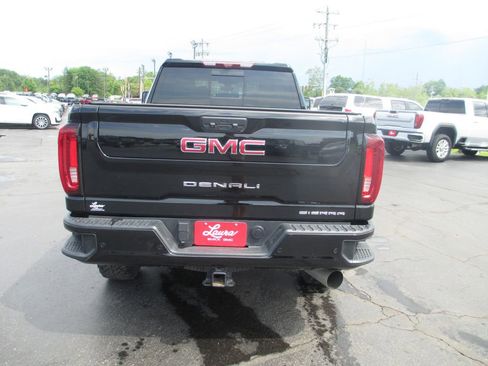 Used 2022 GMC Sierra 2500 Denali w/ Denali Ultimate Package AWD/4WD image 7