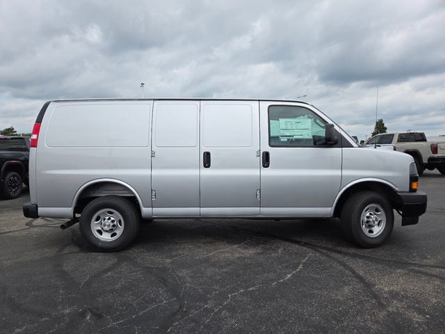 New 2026 Chevrolet Express 2500 w/ Driver Convenience Package RWD image 12
