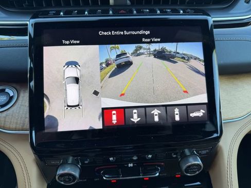 Used 2022 Jeep Grand Cherokee Summit image 24