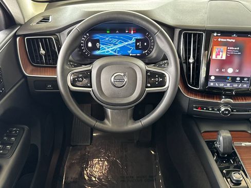 Certified 2023 Volvo XC60 B5 Plus w/ Protection Package Premier AWD/4WD image 13