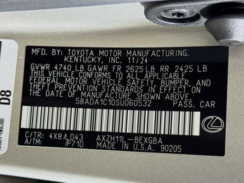 Certified 2025 Lexus ES 300h w/ Premium Package image 33