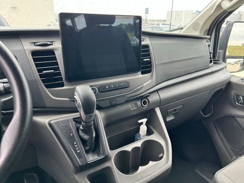 Used 2022 Ford Transit 350 XLT RWD image 11