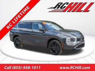 New 2026 Mitsubishi Outlander LE video 1