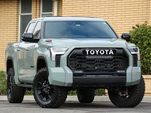 Used 2024 Toyota Tundra Limited w/ TRD Off-Road Package image 3