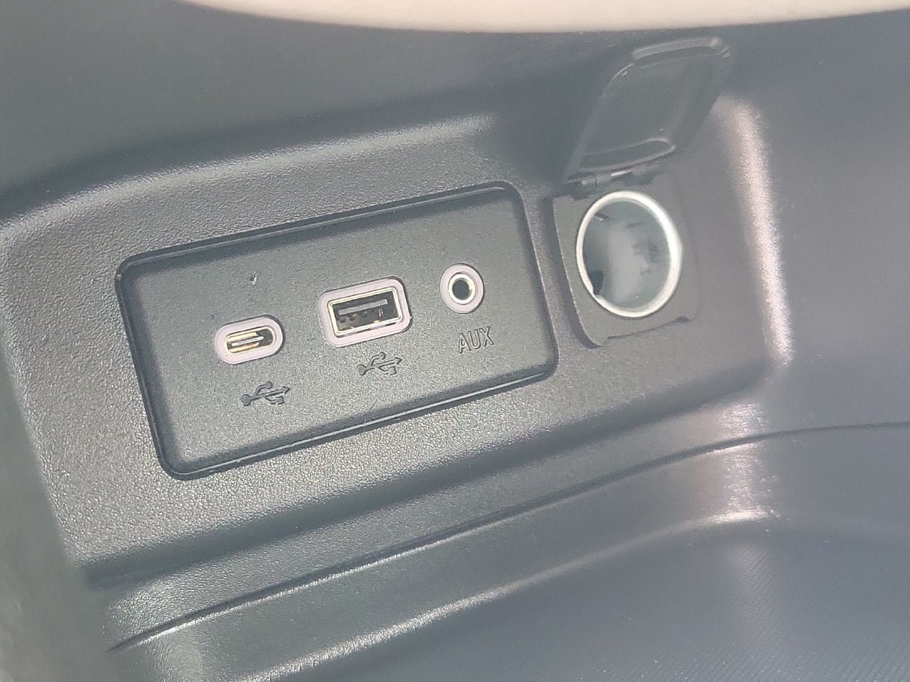 Certified 2021 Chevrolet Equinox LS w/ LS Convenience Package FWD image 27