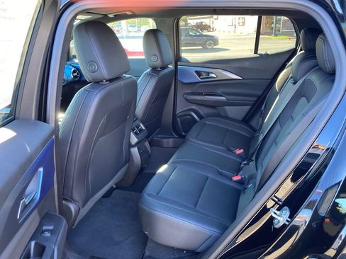 New 2026 Chevrolet Equinox EV LT w/ Convenience Package II AWD/4WD image 15