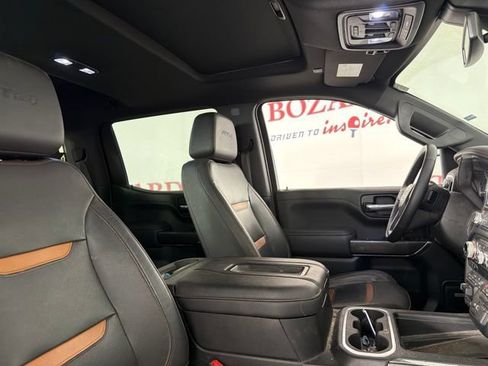 Used 2022 GMC Sierra 1500 AT4 w/ AT4 Premium Package AWD/4WD image 16