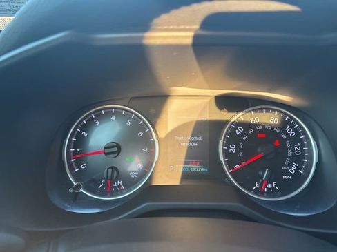 Used 2021 Toyota RAV4 XLE image 27