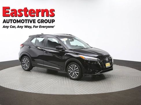 Used 2024 Nissan Kicks SR image 48