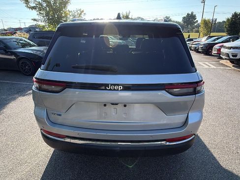 Used 2024 Jeep Grand Cherokee Limited 4xe AWD/4WD image 9