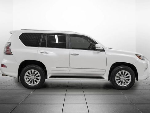 Used 2015 Lexus GX 460 Premium w/ Premium Package image 8