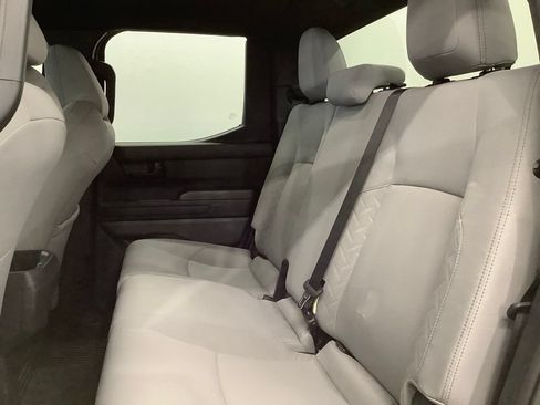 Used 2024 Toyota Tacoma SR5 AWD/4WD image 10