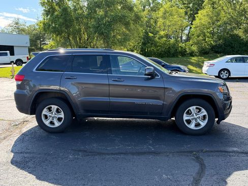 Used 2014 Jeep Grand Cherokee Laredo w/ Security & Convenience Group AWD/4WD image 5