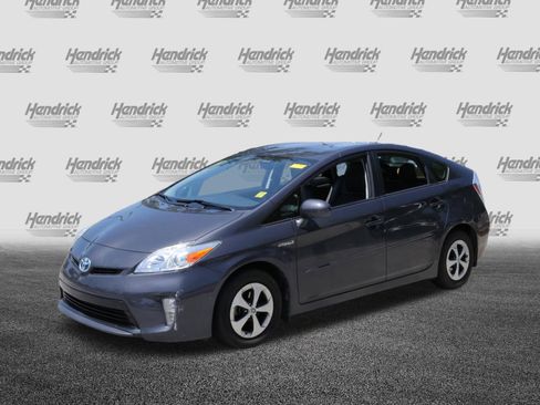 Used 2013 Toyota Prius Three FWD image 5