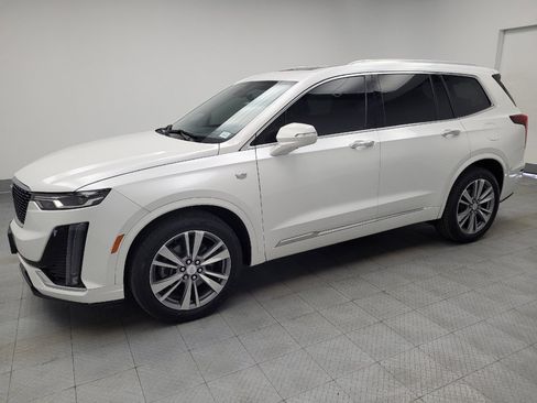 Used 2020 Cadillac XT6 Premium Luxury image 2