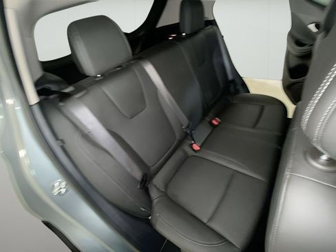 Used 2024 Buick Encore GX Sport Touring w/ Experience Buick Package FWD image 12
