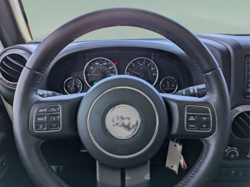 Used 2017 Jeep Wrangler Unlimited Sport w/ Quick Order Package 24S AWD/4WD image 27