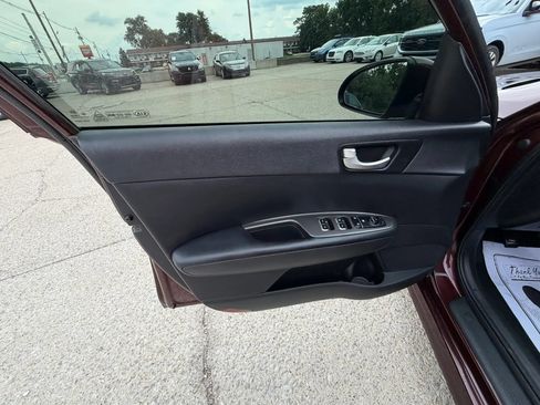 Used 2020 Kia Optima LX FWD image 15