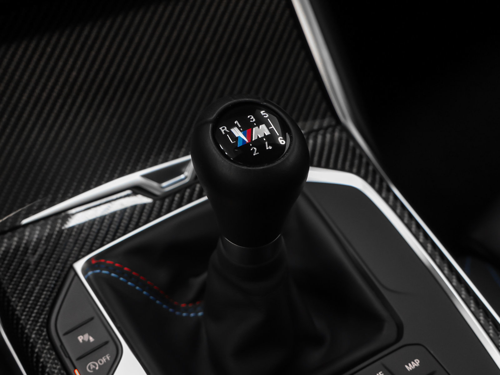 Used 2026 BMW M2 w/ Lighting Package RWD image 48