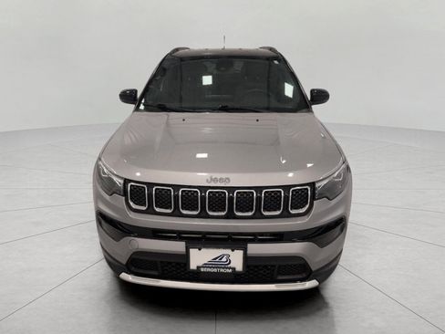 Used 2023 Jeep Compass Limited w/ Elite Group AWD/4WD image 14