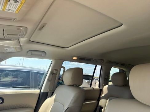 Used 2019 Nissan Armada Platinum w/ Captain's Chairs Package RWD image 15
