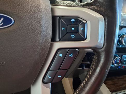 Used 2019 Ford F150 Lariat image 27