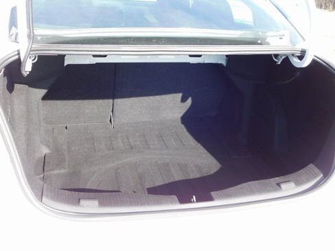 Used 2017 Chevrolet Cruze LT w/ Convenience Package image 21