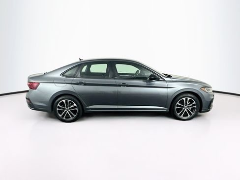 Used 2025 Volkswagen Jetta Sport FWD image 10