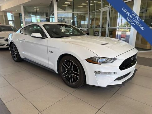 Used 2019 Ford Mustang GT Premium RWD image 4