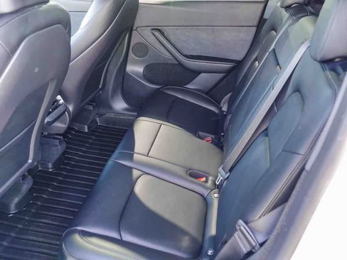 Used 2023 Tesla Model Y Long Range image 16