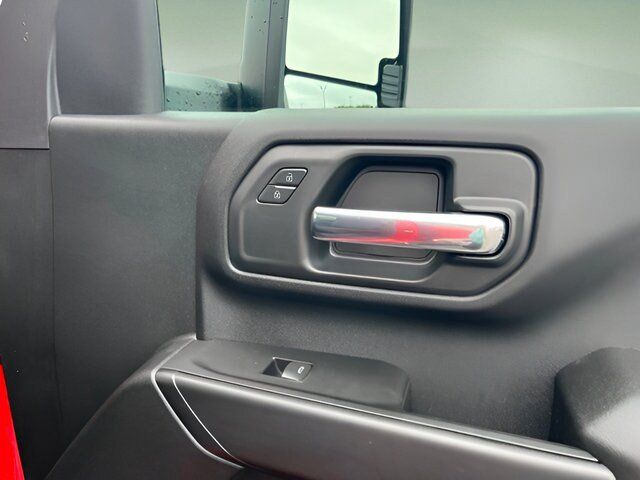 New 2026 Chevrolet Silverado 2500 Custom w/ Custom Convenience Package AWD/4WD image 31