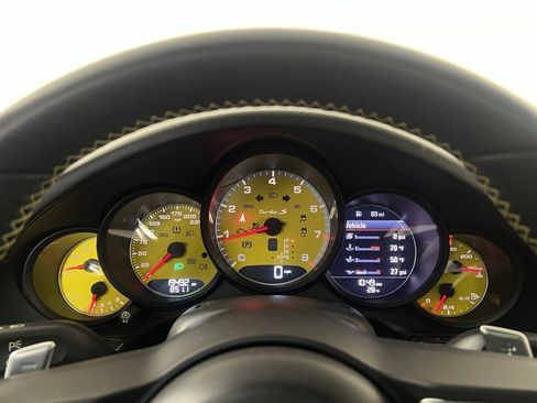 Certified 2018 Porsche 911 Turbo S image 28