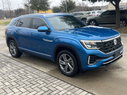 Certified 2024 Volkswagen Atlas Cross Sport SEL R-Line image 2