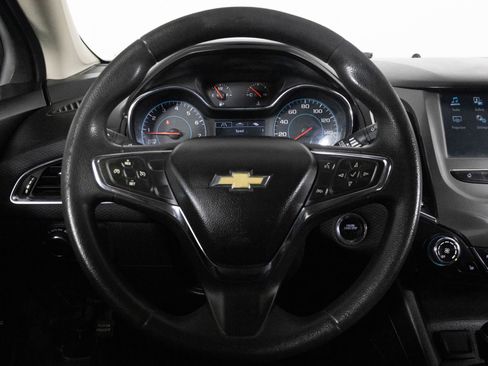 Used 2017 Chevrolet Cruze LT w/ Convenience Package image 29