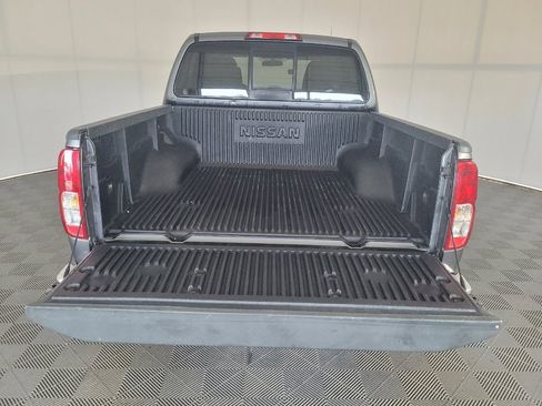 Used 2016 Nissan Frontier SV AWD/4WD image 29