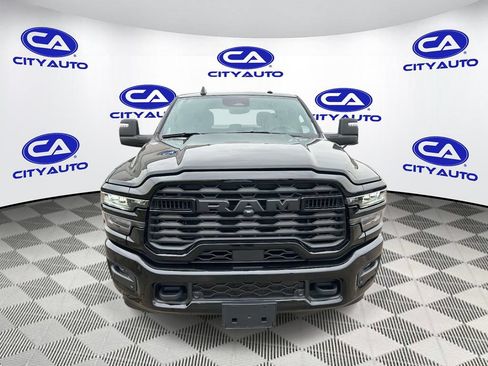 Used 2025 RAM 2500 Big Horn AWD/4WD image 10