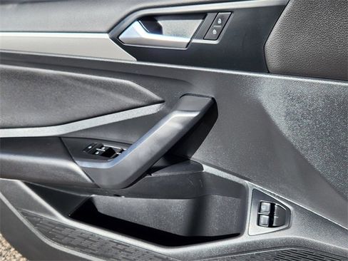 Used 2020 Volkswagen Jetta S image 18