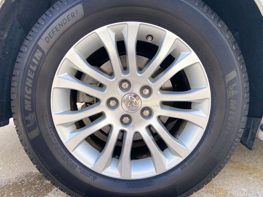 Used 2014 Toyota Sienna XLE FWD image 12