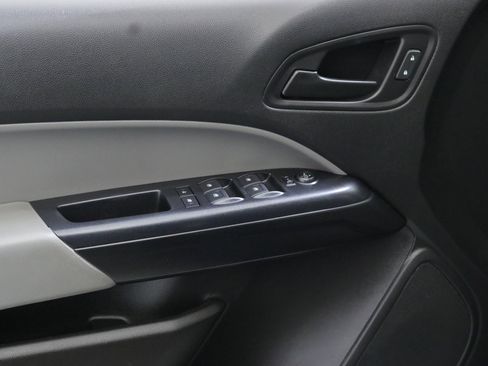 Used 2019 Chevrolet Colorado W/T w/ WT Convenience Package image 18