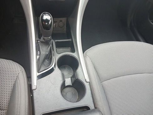 Used 2012 Hyundai Sonata GLS image 30