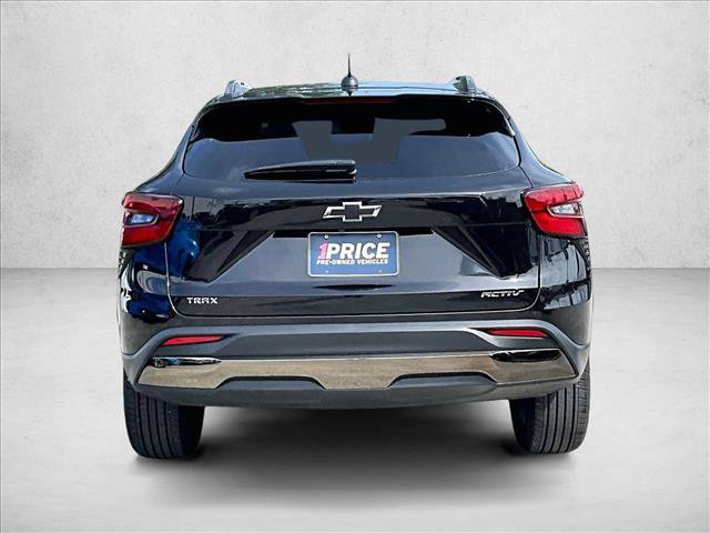 Used 2025 Chevrolet Trax ACTIV FWD image 4